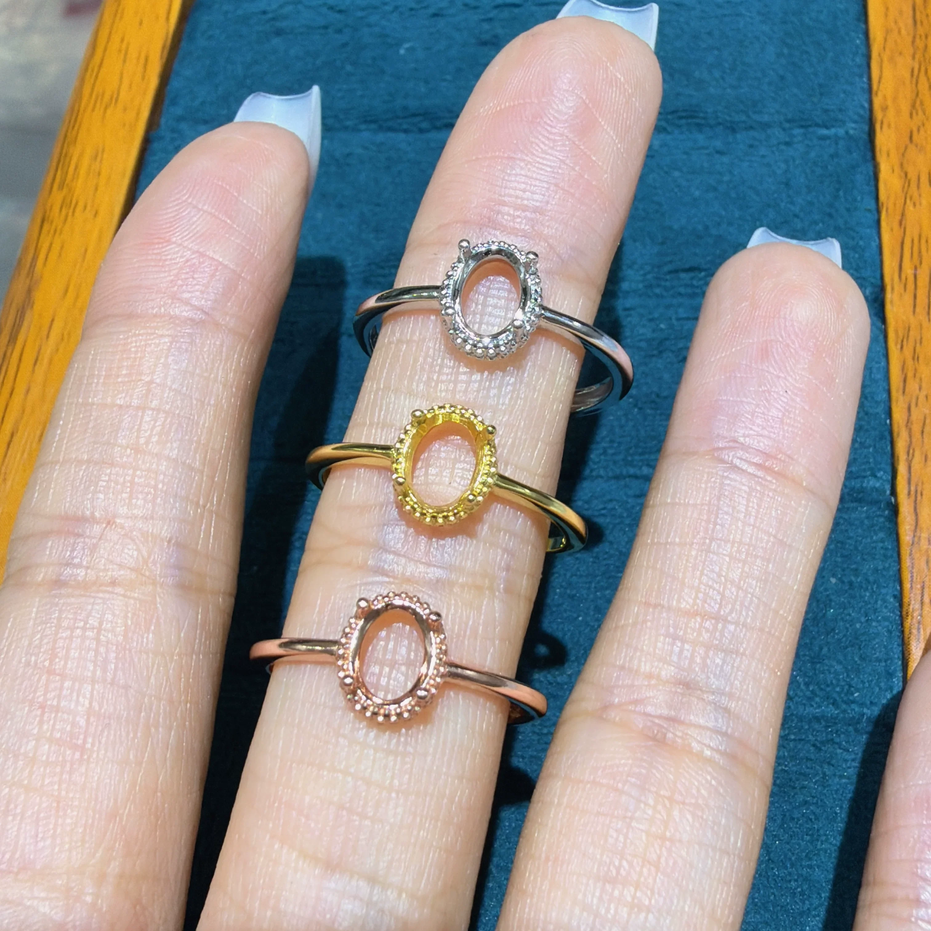 49 925 silver ring, hollow oval shape, 5*7mm, women's style, simple four-prong design, vintage and high-end ring, hollow