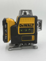 DEWALT 4D Laser Level 16-line Green Light High-precision Bright Light Thin Line Level Automatically Level Outdoor Bright Light