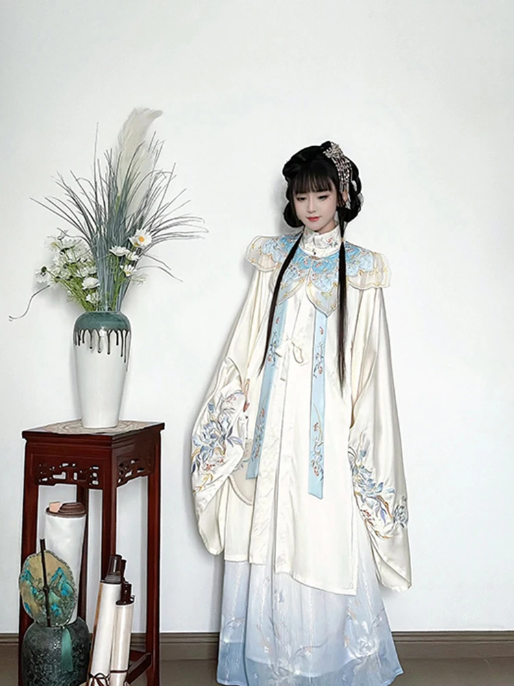 

Women's Hanfu Long Shirt Cloud Shoulder Stand Collar Set Waist Length Ming Dynasty Style Traditional Chinese Clothing