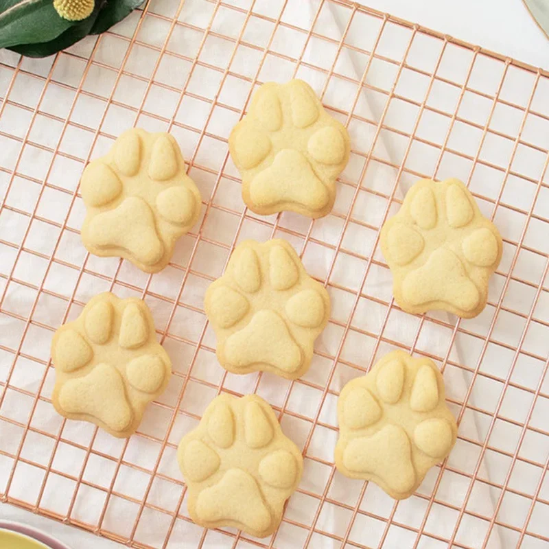 2Pcs/set Cartoon Kitten Paw Cookie Cutter Cat Cookie Embosser Mold Fondant Cake Decorating Tool Holiday Party Baking Accessories