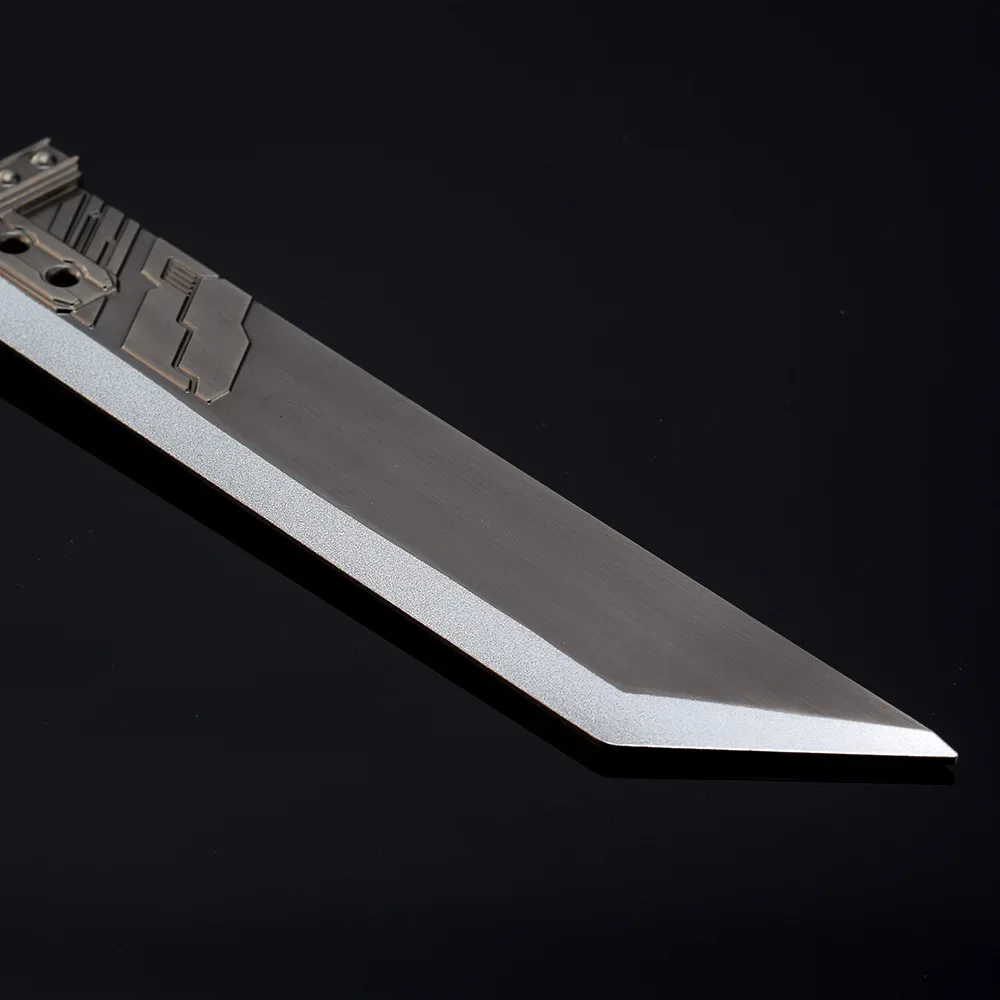 22cm Buster Weapon Keychain Cloud Strife Game Peripherals Metal Samurai Sword Weapon Model Decoration Ornament Crafts Gifts Toys