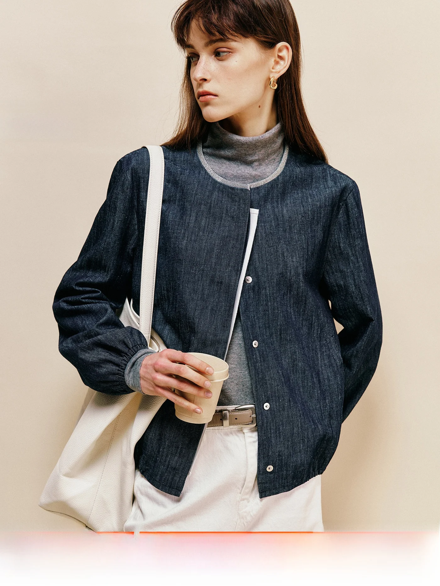 

Hanflax Denim Short Jacket round Neck Bead Chain Decorated Box Shape Women's Outerwear Cleanfit Straight Cut Cotton Blend