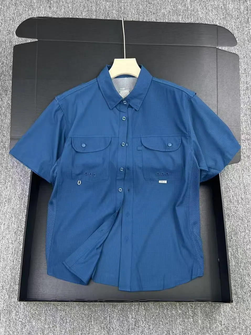 Outdoor Men's Checkered Short Sleeve Casual Shirt Quick Dry Lightweight Breathable Polyester Fiber Summer Fashion Style