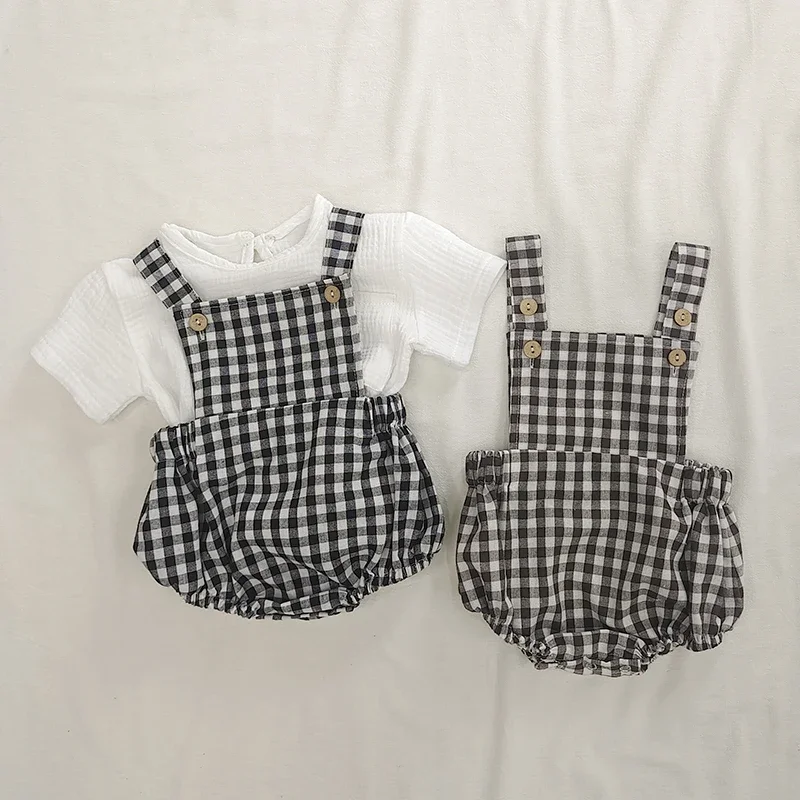 Ensemble de vêtements d'été pour bébés, t-shirt blanc + pantalon à bretelles à carreaux, barboteuses pour garçons et filles, 2 pièces