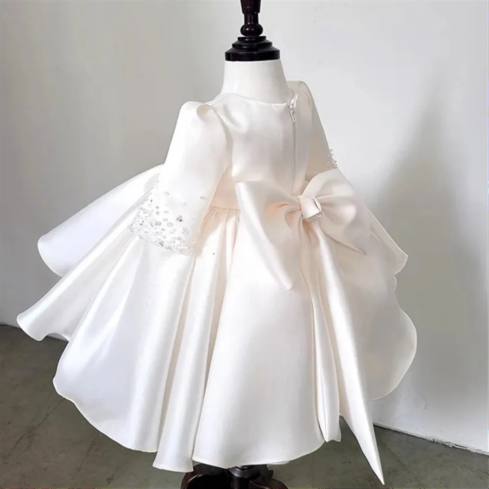 Robe de mariée en Satin blanc pour filles, personnalisée, élégante, à fleurs, perlée, avec nœud, robe de princesse pour fête d'anniversaire, robe de bal de baptême pour bébé