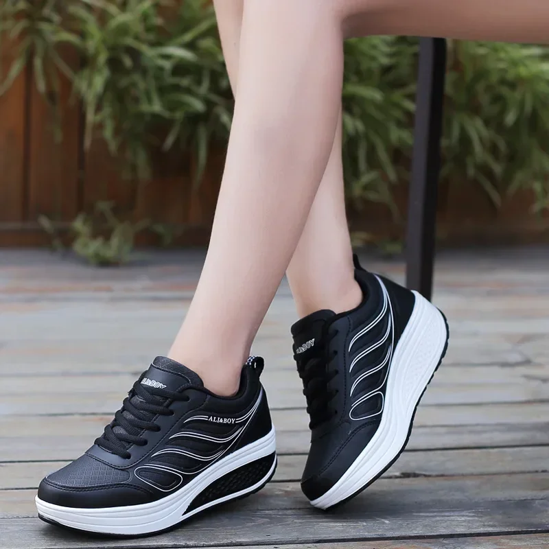 2024 Running Shoes for Women Fashion Mesh Breathable Sneakers Lace Up Wedge Platform Shoes Ladies Outdoor Casual Sport Shoes