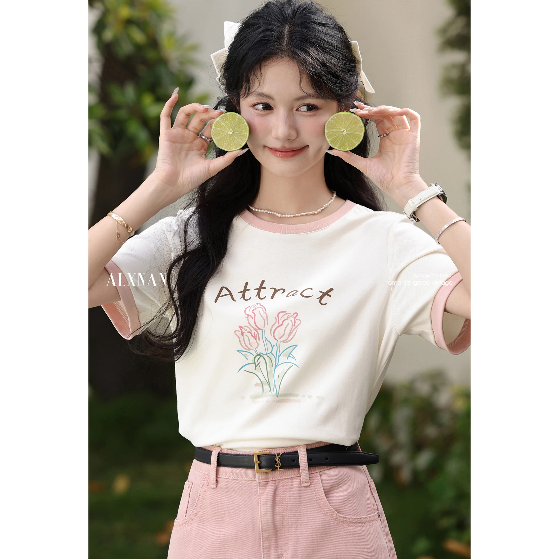 

ALXNAN Women's Printed T-shirt Elegant Casual Loose-fit Cotton T-shirt Trend 2025 Summer Office Lady Short Sleeve Tops L55712