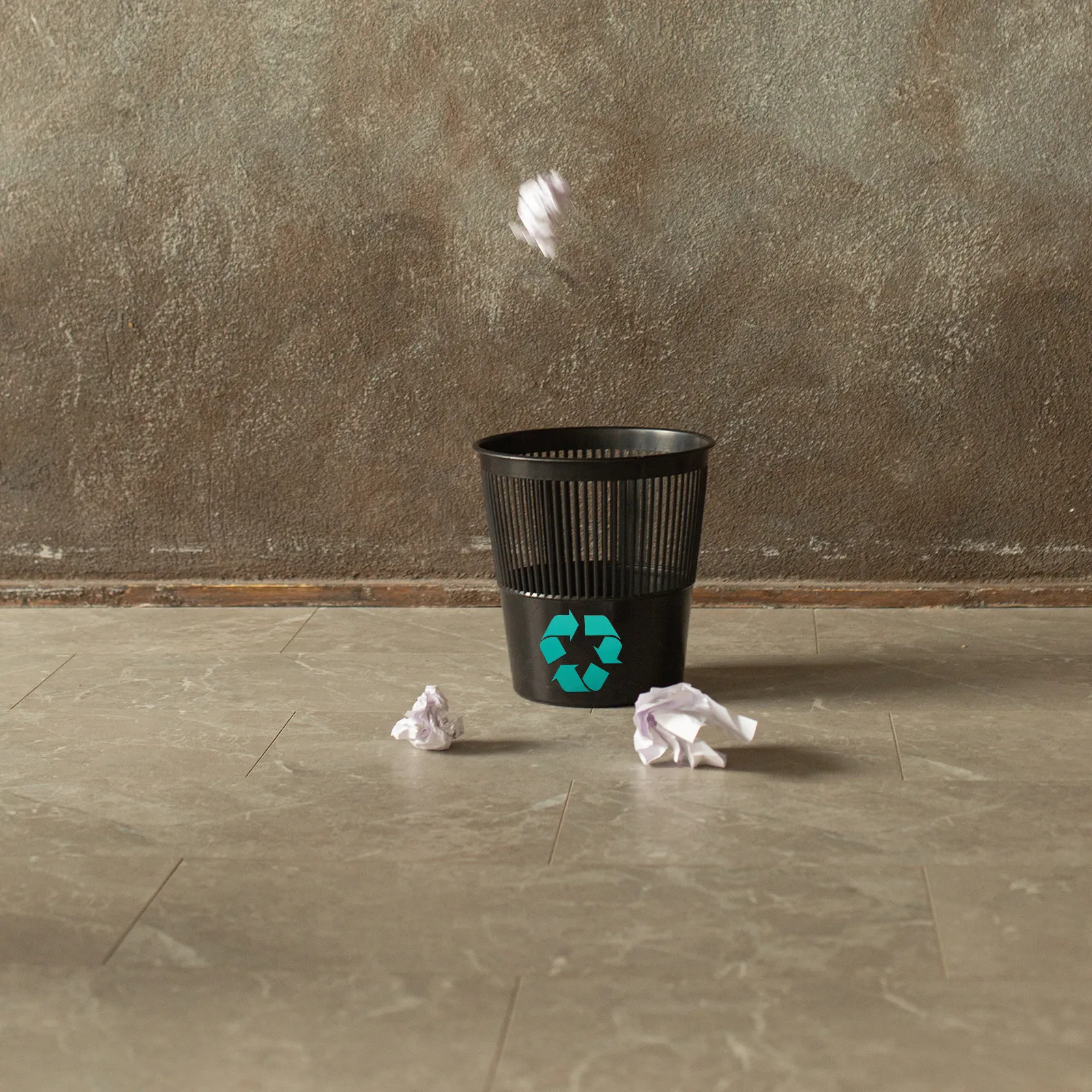 

Набор из 4 зеленых самоклеящихся этикеток для мусорных баков, контейнеров для переработки, стекла, пластика, металла, бумаги, для использования на улице