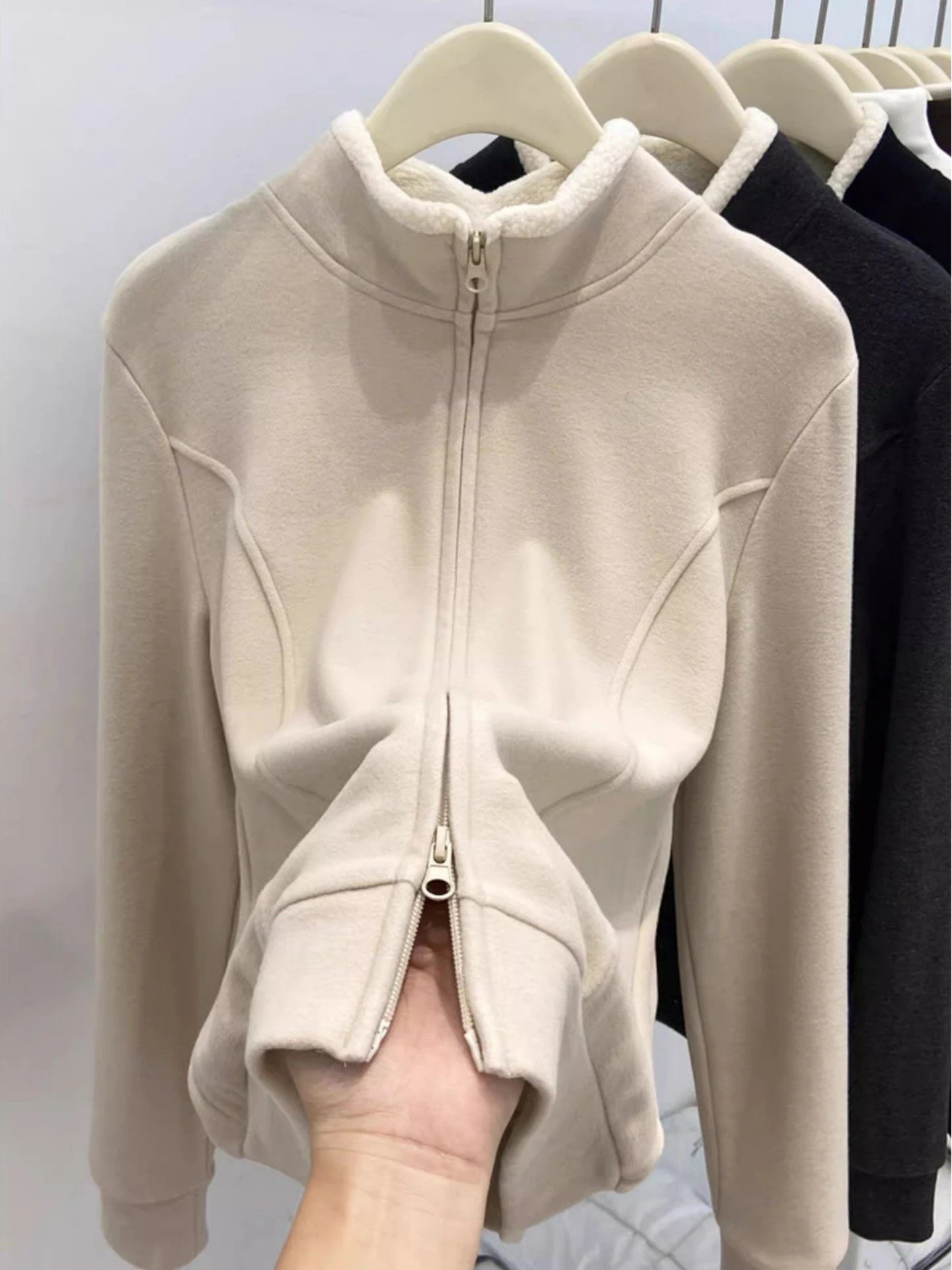 Chaqueta de Punto con Cuello Alto y Cremallera, Diseño de Patchwork de Terciopelo de Cordero, Ropa Exterior para Mujer, Otoño Invierno, Sudadera Cálida y Moderna