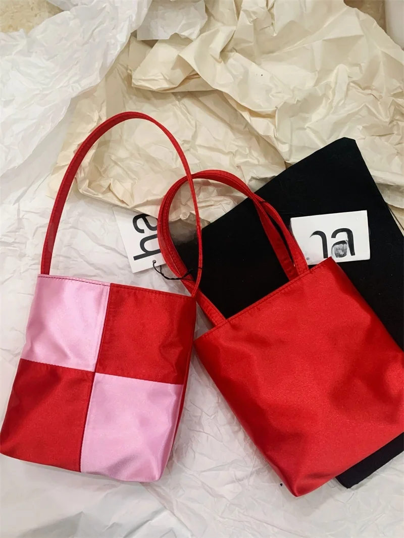 Square Handbag Sati…