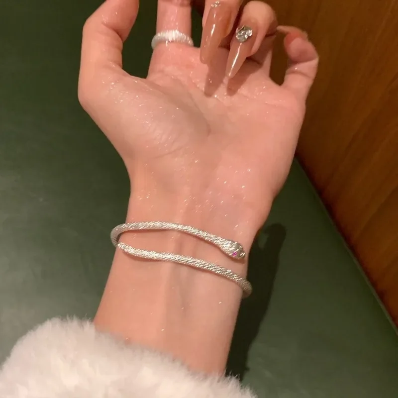 Creative Punk Retro Snake Shape Bracelet On Hand Women Silver Color Adjustable Open Bangle Party Jewelry Christmas Gift