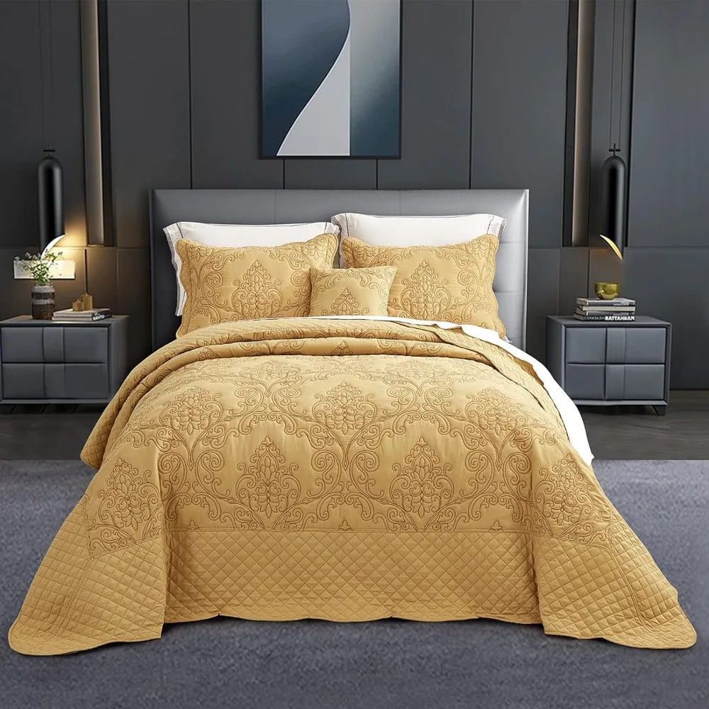 Oversized Bedspread Coverlet Set King Size Beautiful Stitching - 4 Piece Reversible Bedspread - Luxury Damask Paisley Pattern