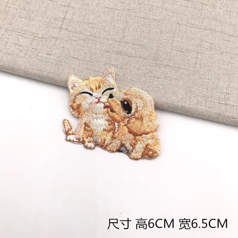 New Animal DIY Embroidered Patches for Clothing Iron on Patch Cartoon Panda Dog Cat Badge Tiger Cute Parches Garment Accessory