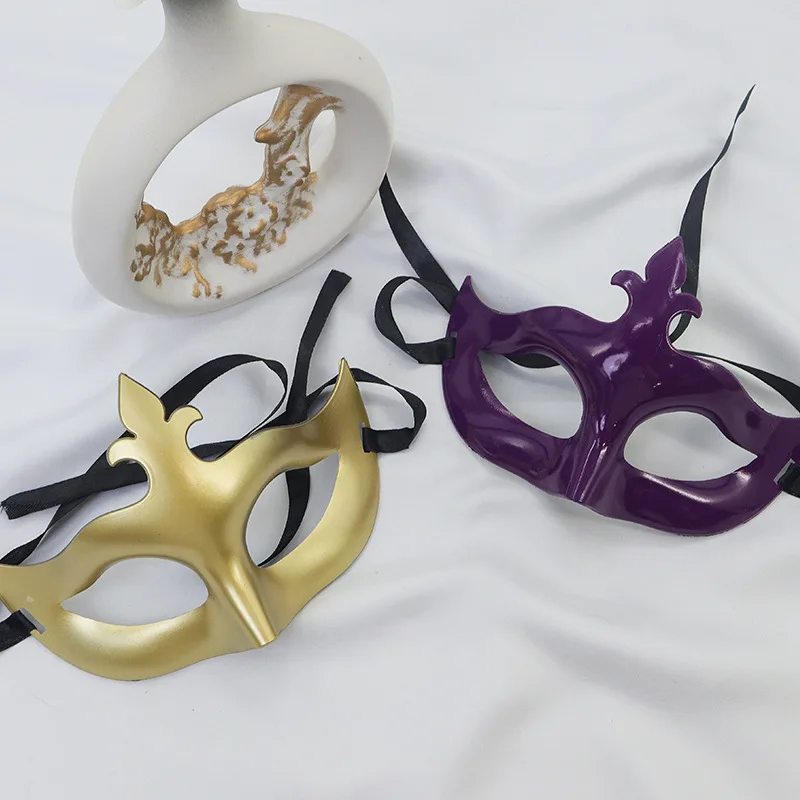 Women Man Sexy Gentleman Masquerade Mask Prom Mask Halloween Party Props Black White Retro Mask Plastic Half Face Cosplay Mask