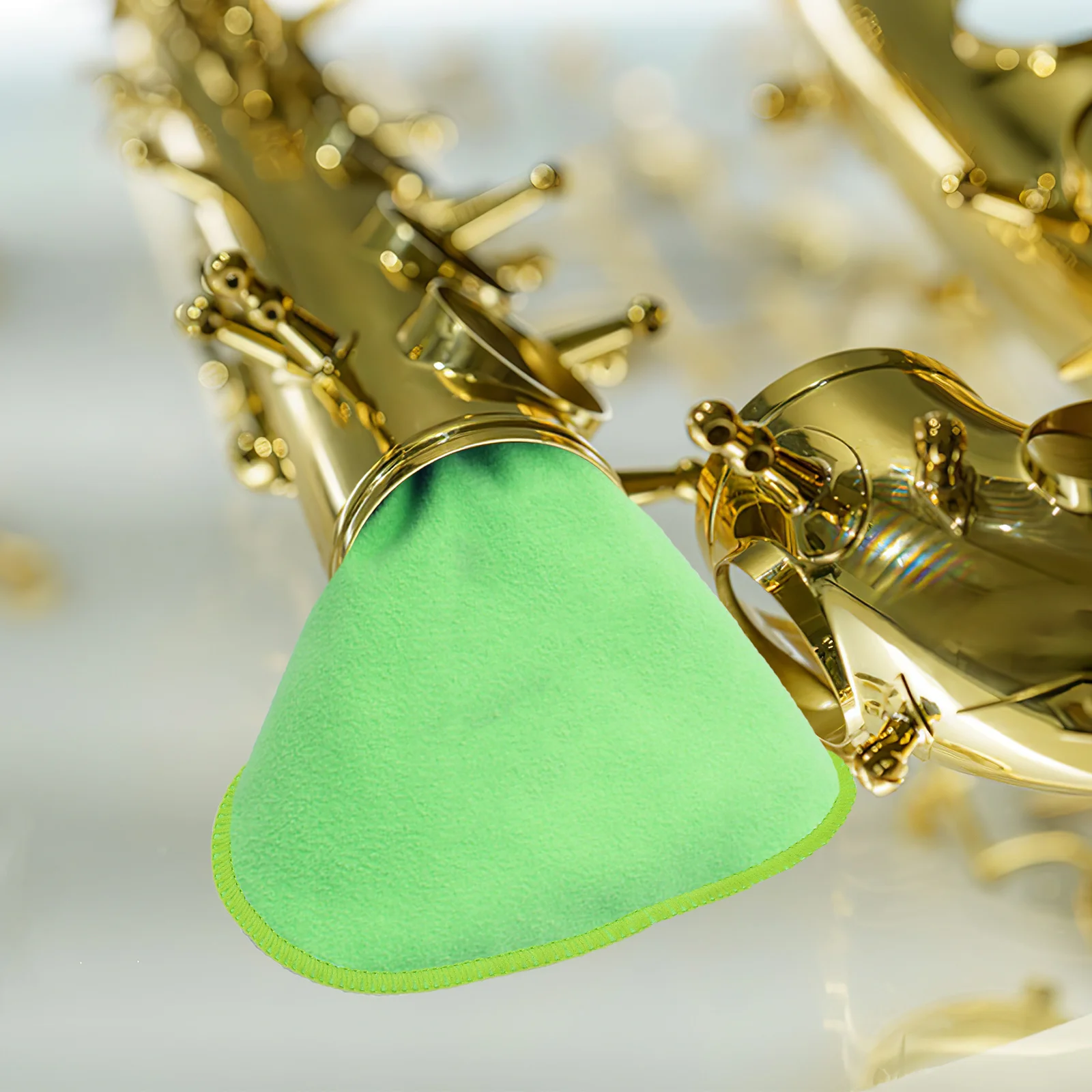 

2Pcs Soft Lint Free Cleaning Cloth for Wind Instruments Portable Easy to Carry Protects from Scratch String Side