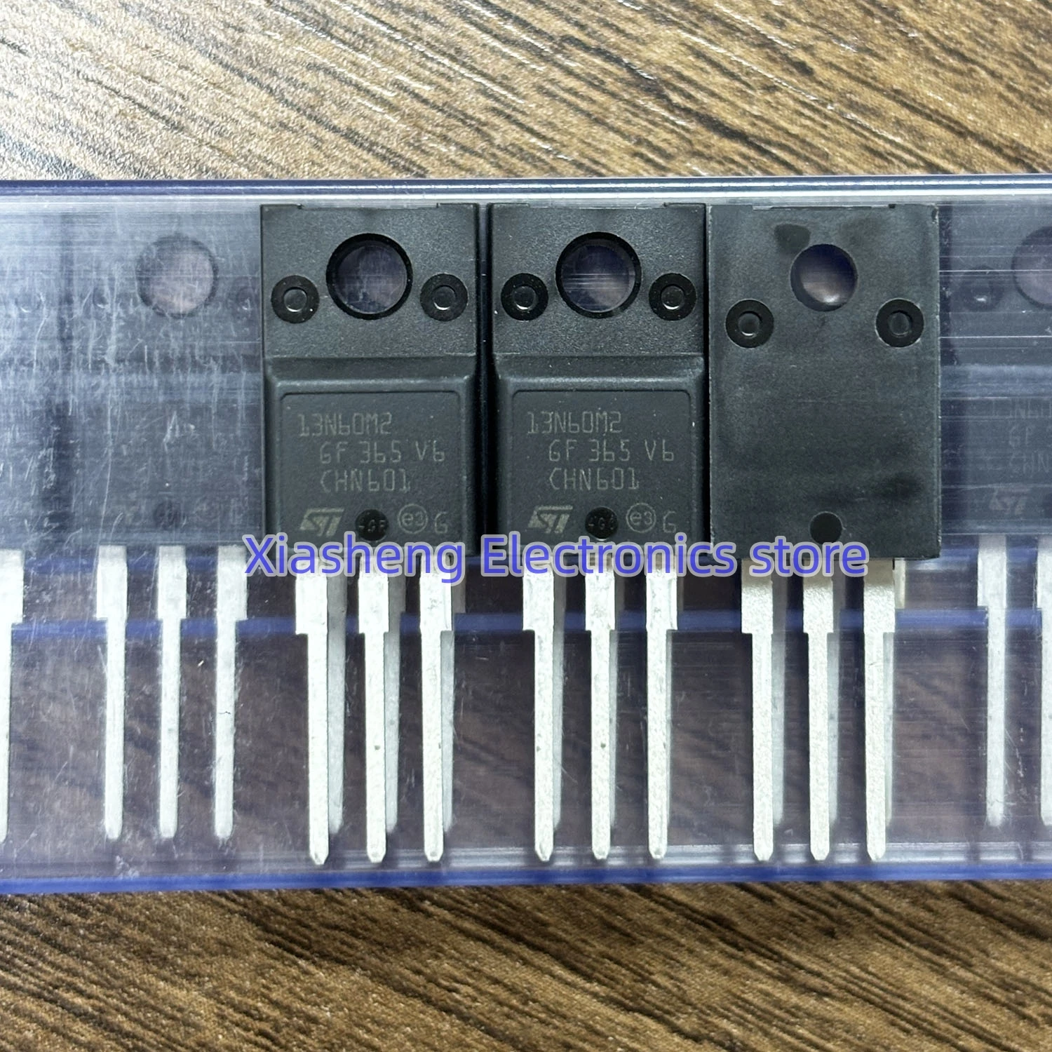 

New Original 10Pcs 13N60M2 STF13N60M2 TO-220F 11A 650V MOSFET Field-effect Transistor Powerful Transistors In Stock Good Quality