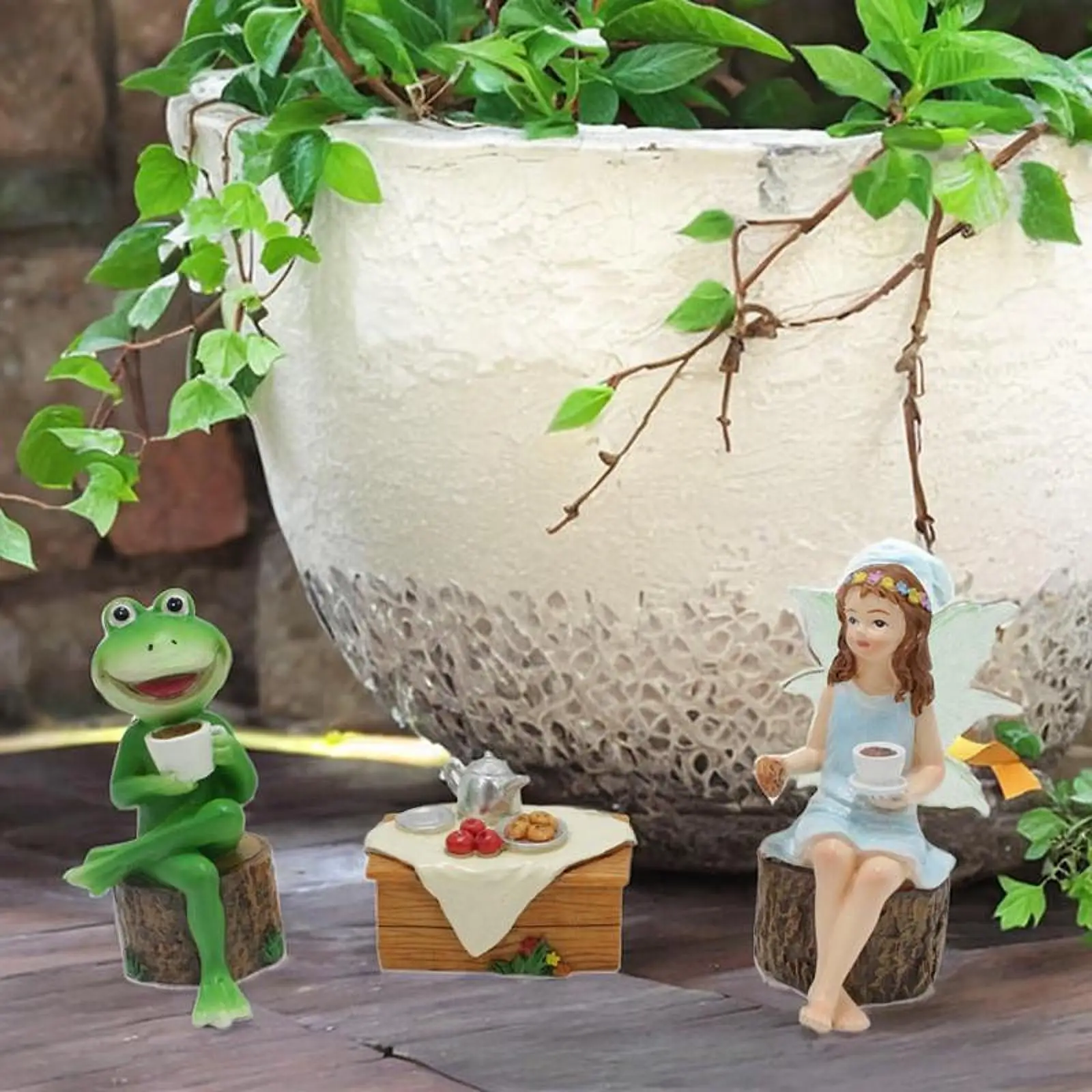 Fairy and Frog Ornaments Sturdy Collectibles Crafts Creative Miniatures Figurines Sculptures for Tabletop Office Holiday Yard