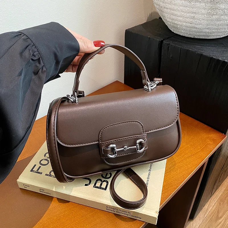 

High-Fashion Vintage Crossbody Bag - Minimalist Leather Messenger Purse with Designer Letter Logo, Commuter Shopper