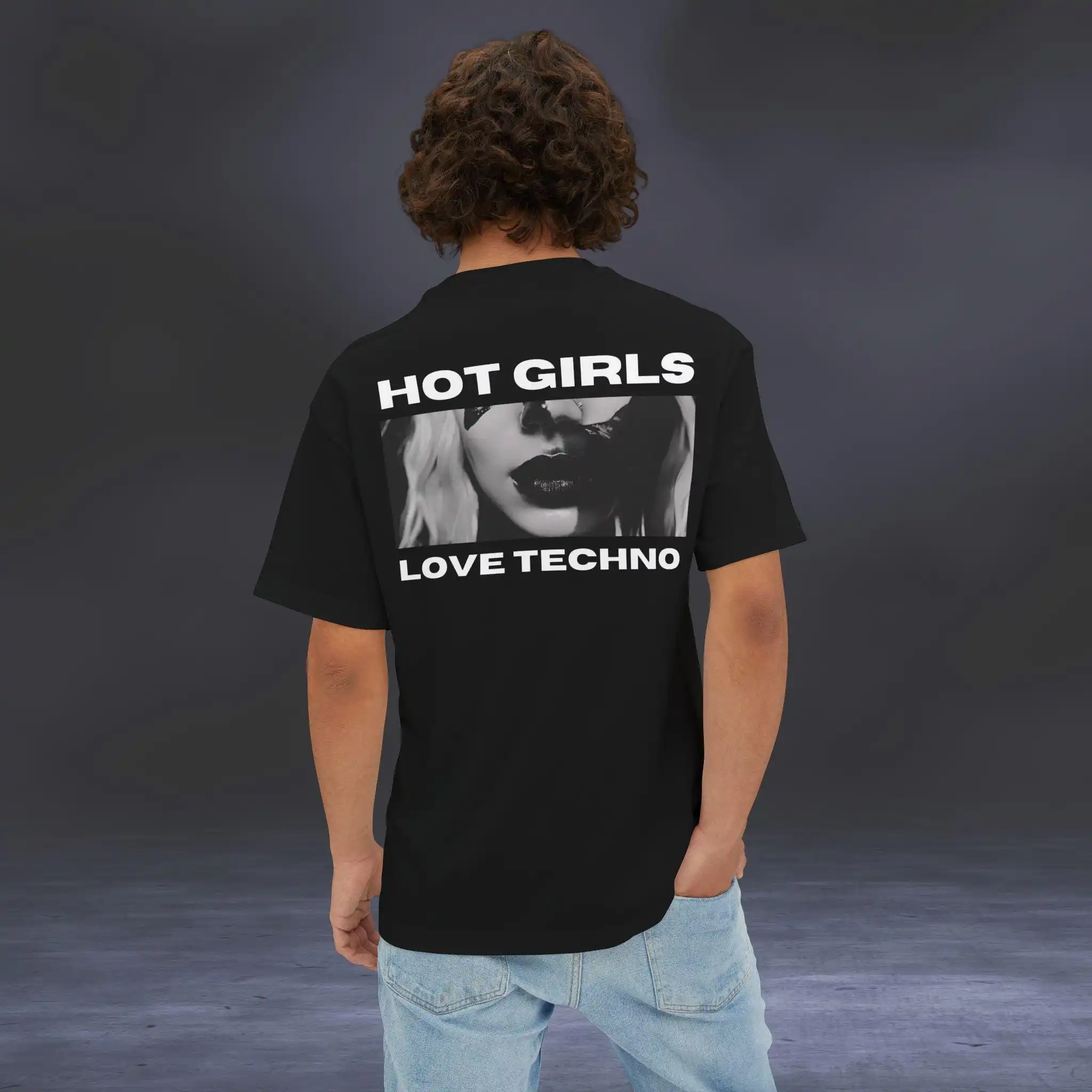 Hot Girls Love Techno T-Shirt for Techno Lover Underground Music Rave Fashion Clubbing Streetwear Gift for Techno Lover T-Shirt