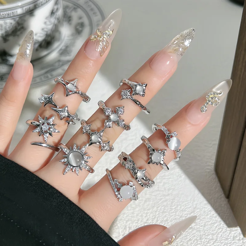 Niche Layered Wear Light Luxury Sunflower Temperament Starburst Open Ring for WomeninsMinimalist Style Irregular Texture Ring