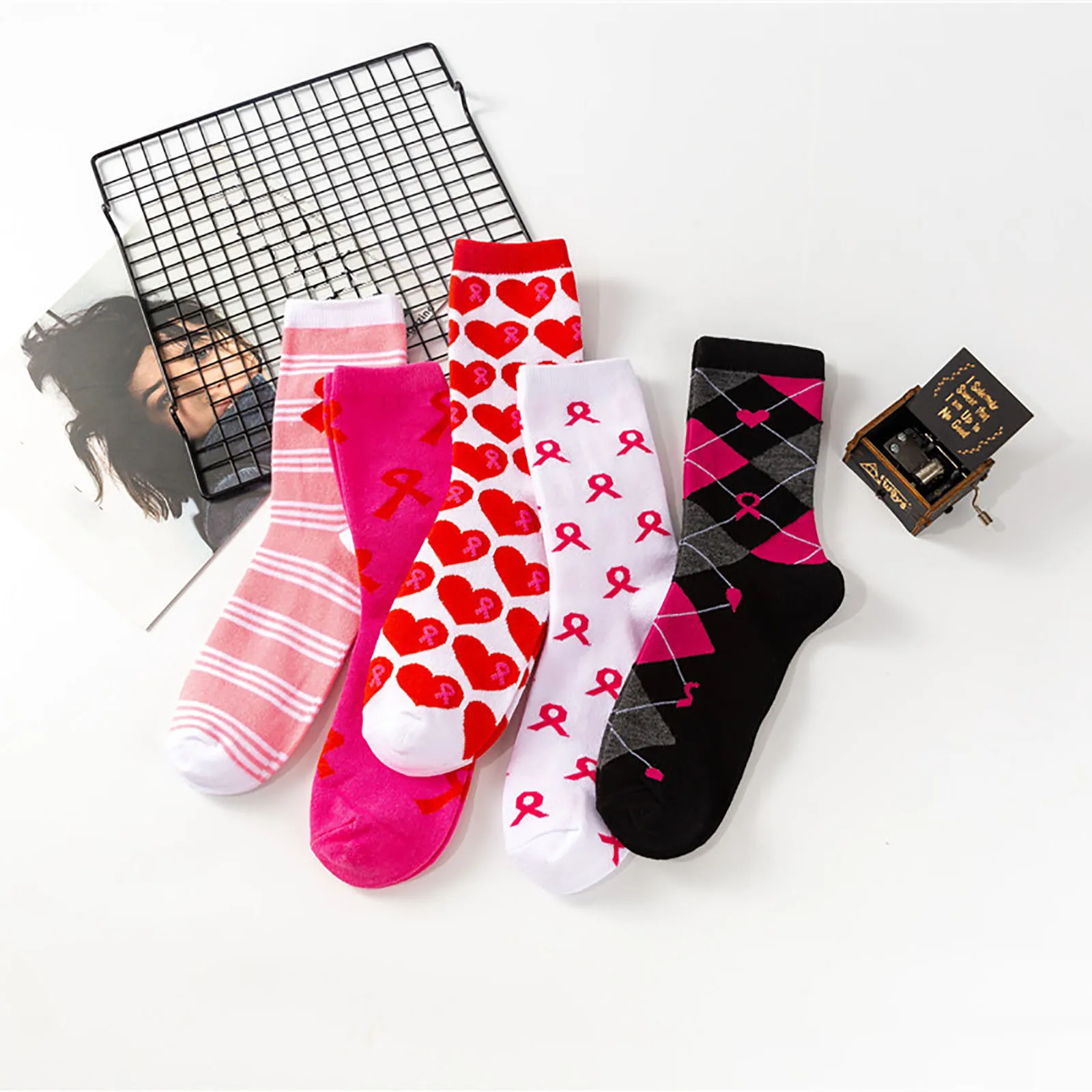 Women Socks Unisex Breast Cancer Awareness Theme Printed Mid Calf Socks Breathable Low Tube Girls Comfortable Ankle Boat Socks