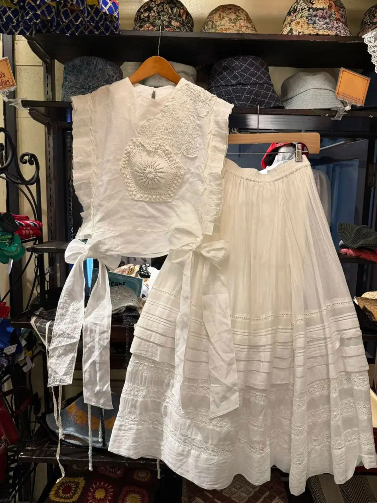 

Girls Summer Outfit Baby Clothing Set Thin Two-Piece Suit White Vest Half Skirt Casual Style for Ages 2-14 Children's Wear