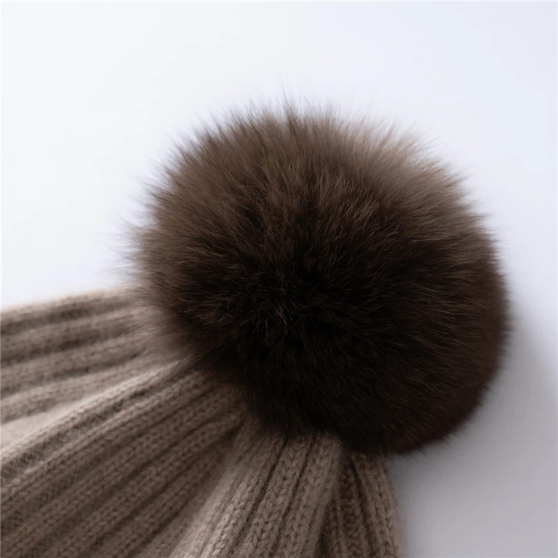 Korean Style Cashmere Knitted Ear Warmer Hat for Unisex Big Boucle Solid Color Air Force Cable Knit Cap for Women and Men Warmth