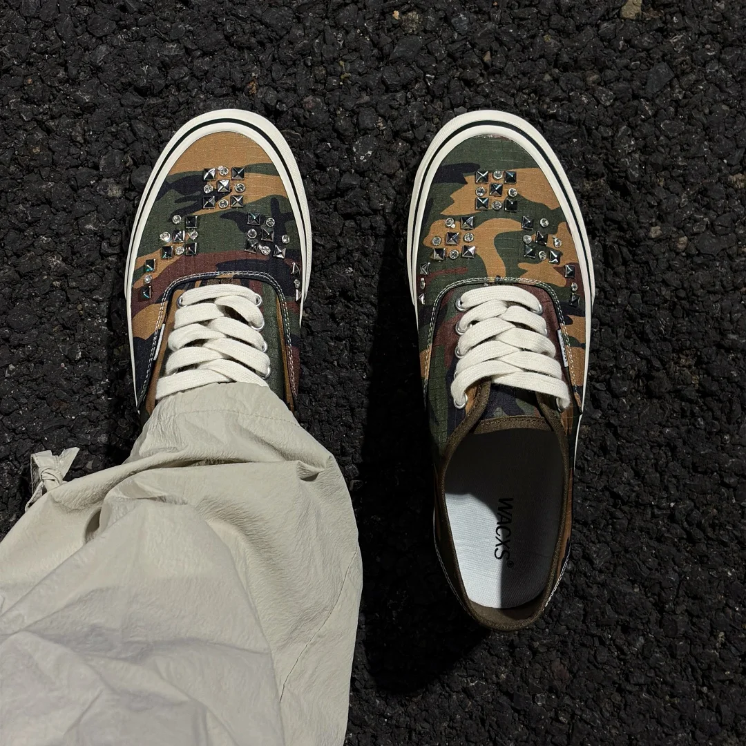 Camouflage Rivet Low Top Dirty Shoes Unisex Retro Casual Sneakers Couple Versatile Street Trend Skate Shoes