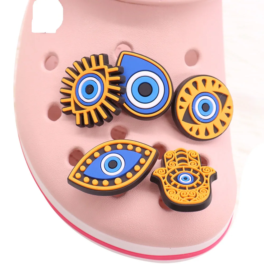 Single Sale 1pcs PVC Shoe Charms Fit Wristbands Blue Golden Eye Hand Buckle Clog Garden Shoes Button Decoration Accessories