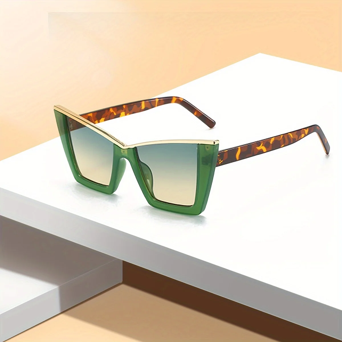 Lunettes de soleil vintage en forme d'œil de chat pour femmes, lunettes à la mode, nuances carrées, double pont, nickel é, UV400, grande taille, nouveau