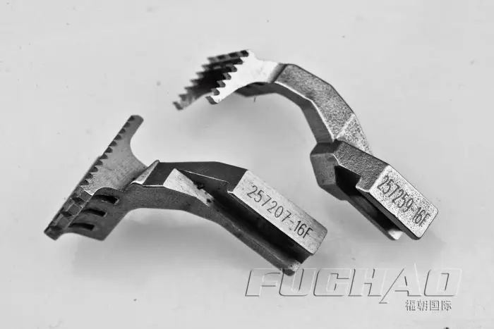 Feed Dog 257207-257259 for Pegasus W562-01 Interlock  Sewing  Machine  Spare Parts