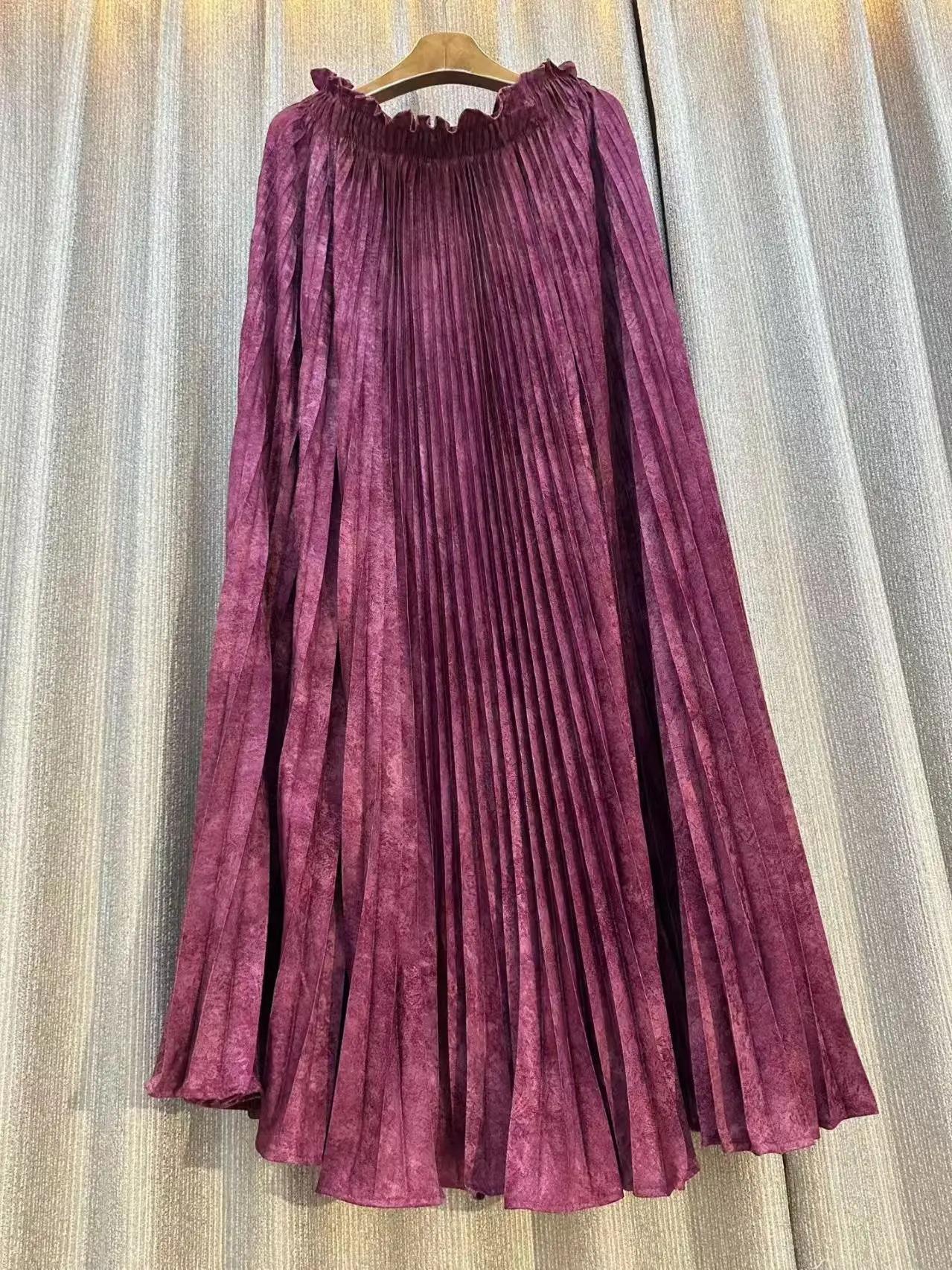 New Leopard Print Women Midi Skirt Pleate Fashion Long Skirts For Women Elastic High Waist  Vintage Elegant Female Dress 2026 ﻿