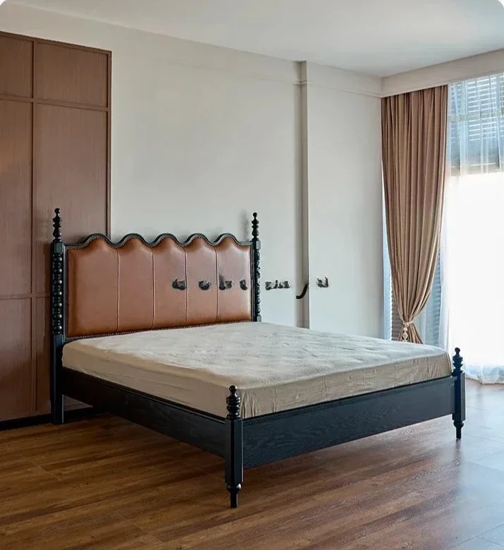 French retro solid wood bed leather soft bag ripple bed 1.8 meters double master bedroom big bed American medieval