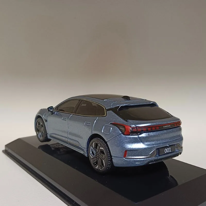 1:43 Scale ZEEKR 001 Alloy Car Model Ornament