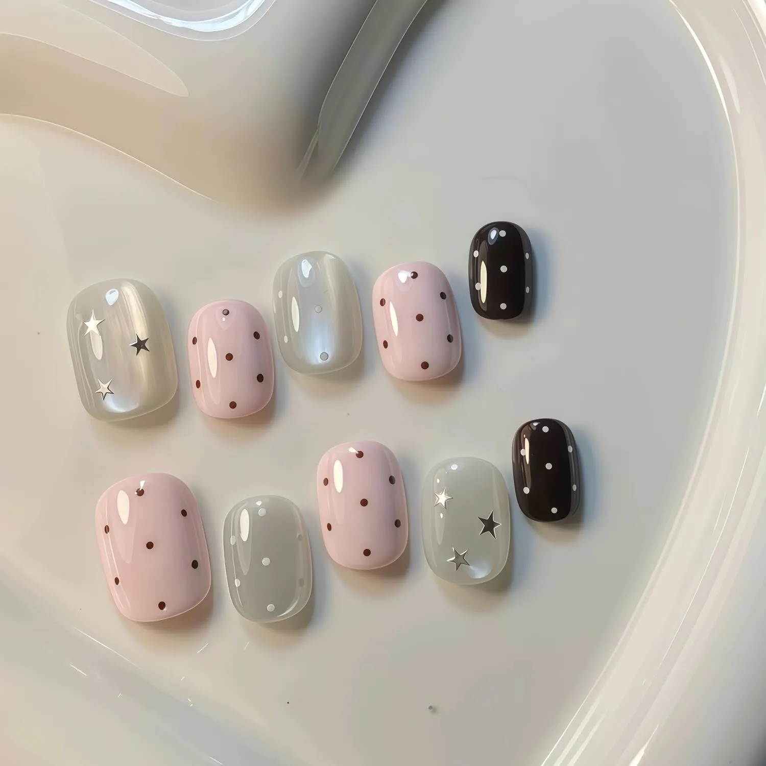 Sweet Cool Black Pink Polka Dot Silver Star Handmade Press On Nails, Short Square Round Mirror Gloss Plain Fake Nails Without Bu