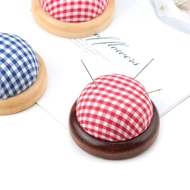 1Pc Ball Shaped DIY Craft Needle Pin Cushion Holder With Wood Bottom Sewing Pin Cushion Home Sewing Tools Accessory