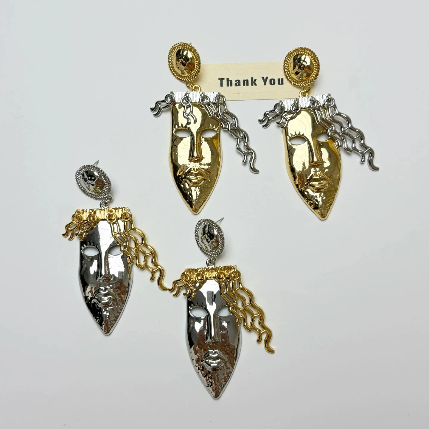 Unique Human Face Mask Drop Earrings for Women Oversized Statement Dangle Earrings Art Abstract Portrait Party Ear Jewelry Gift
