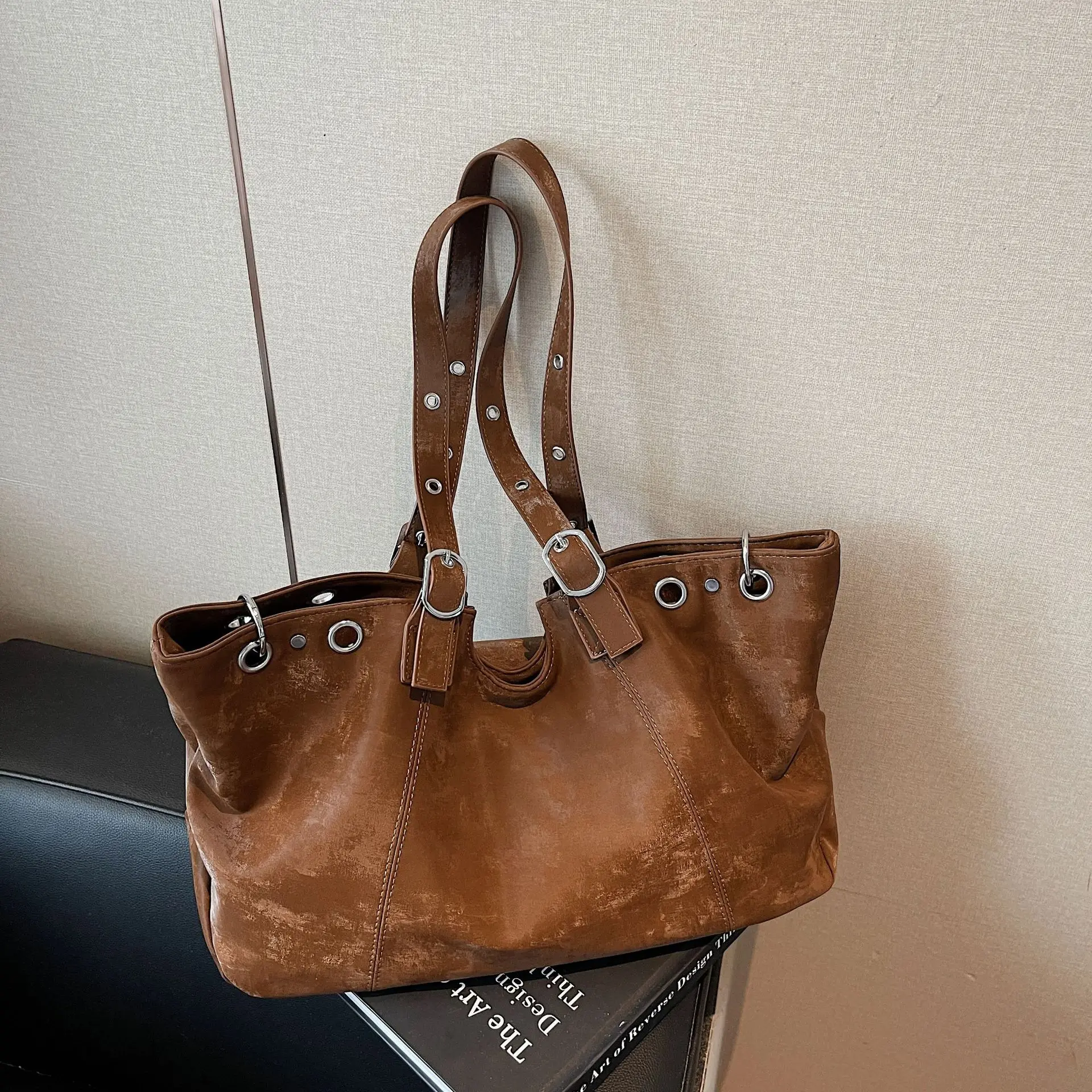 

2025 Soft Leather Studded Bag, Korean Style Crossbody Studded Underarm Bag, Soft Leather Chic