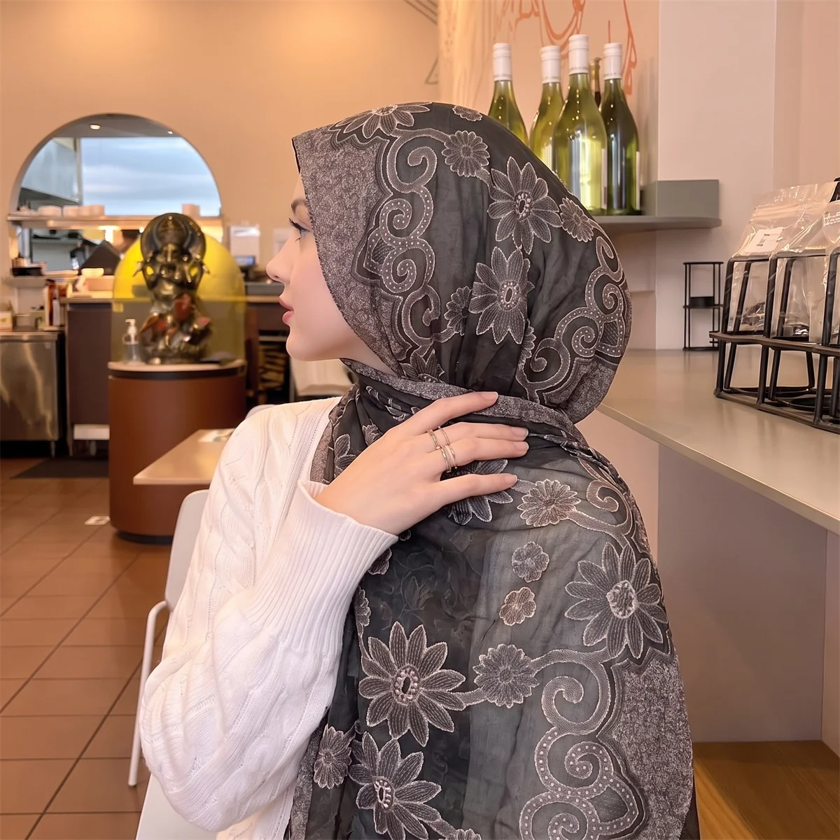 Vintage Blumen-Hijab-Schal für – Street Fashion Hijab Bewertung und Preis