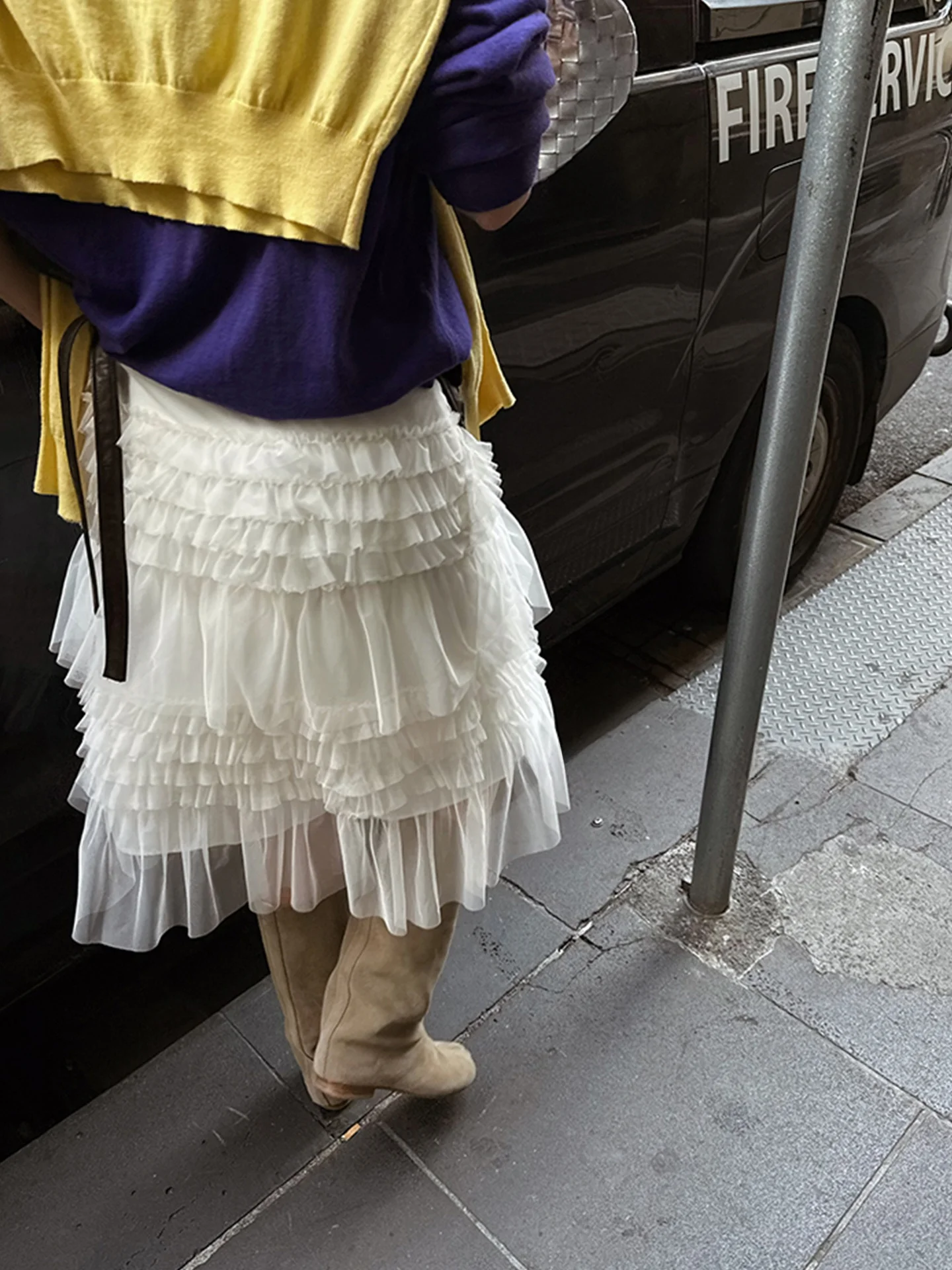 

Новая женская весенняя юбка с высокой талией и кружевом, эластичная, на шнурке, утягивающая, многоярусная, белая, универсальная