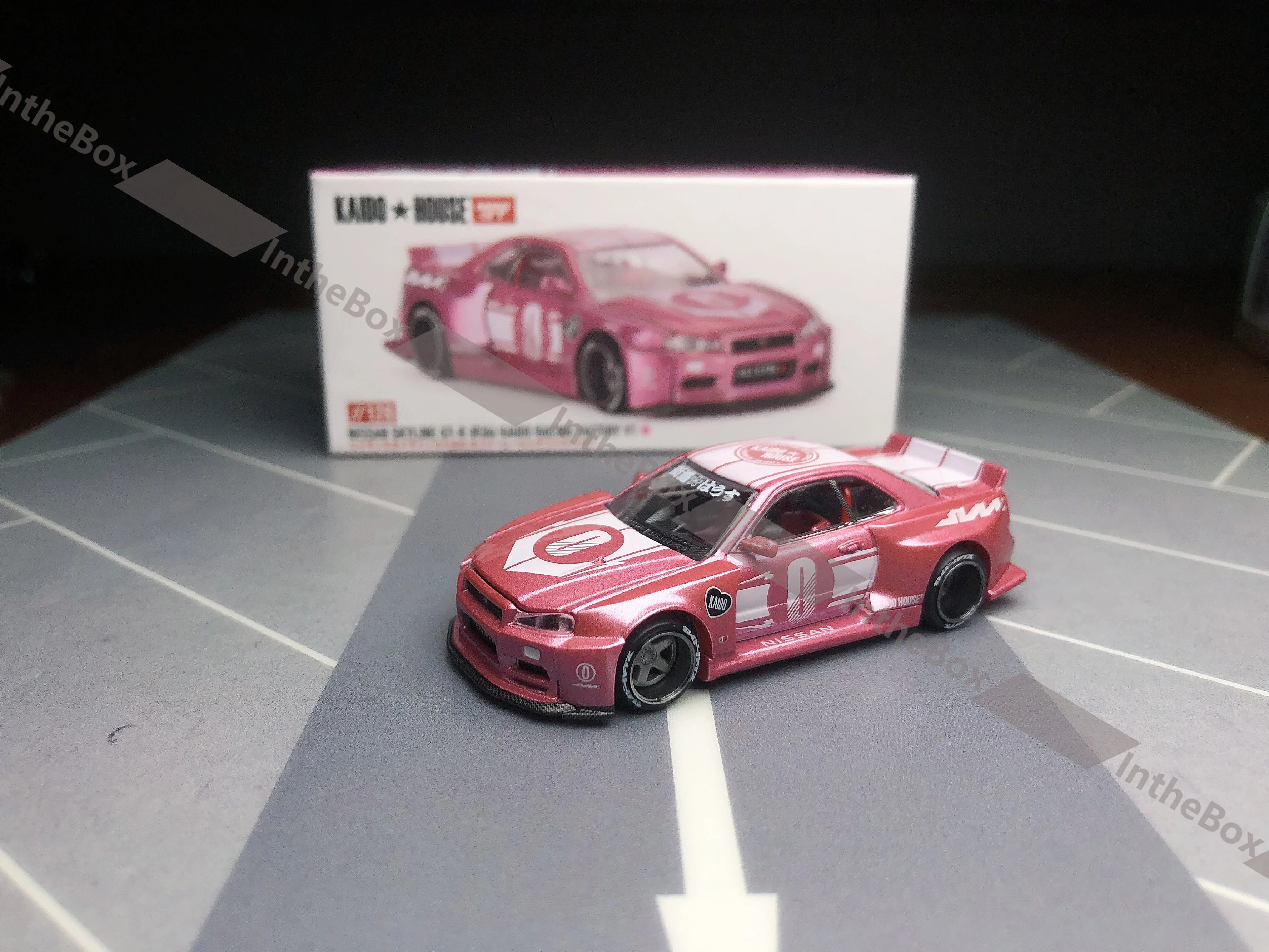 

Kaido House x Mini GT 1:64 Skyline GT-R (R34) Kaido Racing Factory V1 Diecast Model Car Collection Limited Edition Hobby Toys