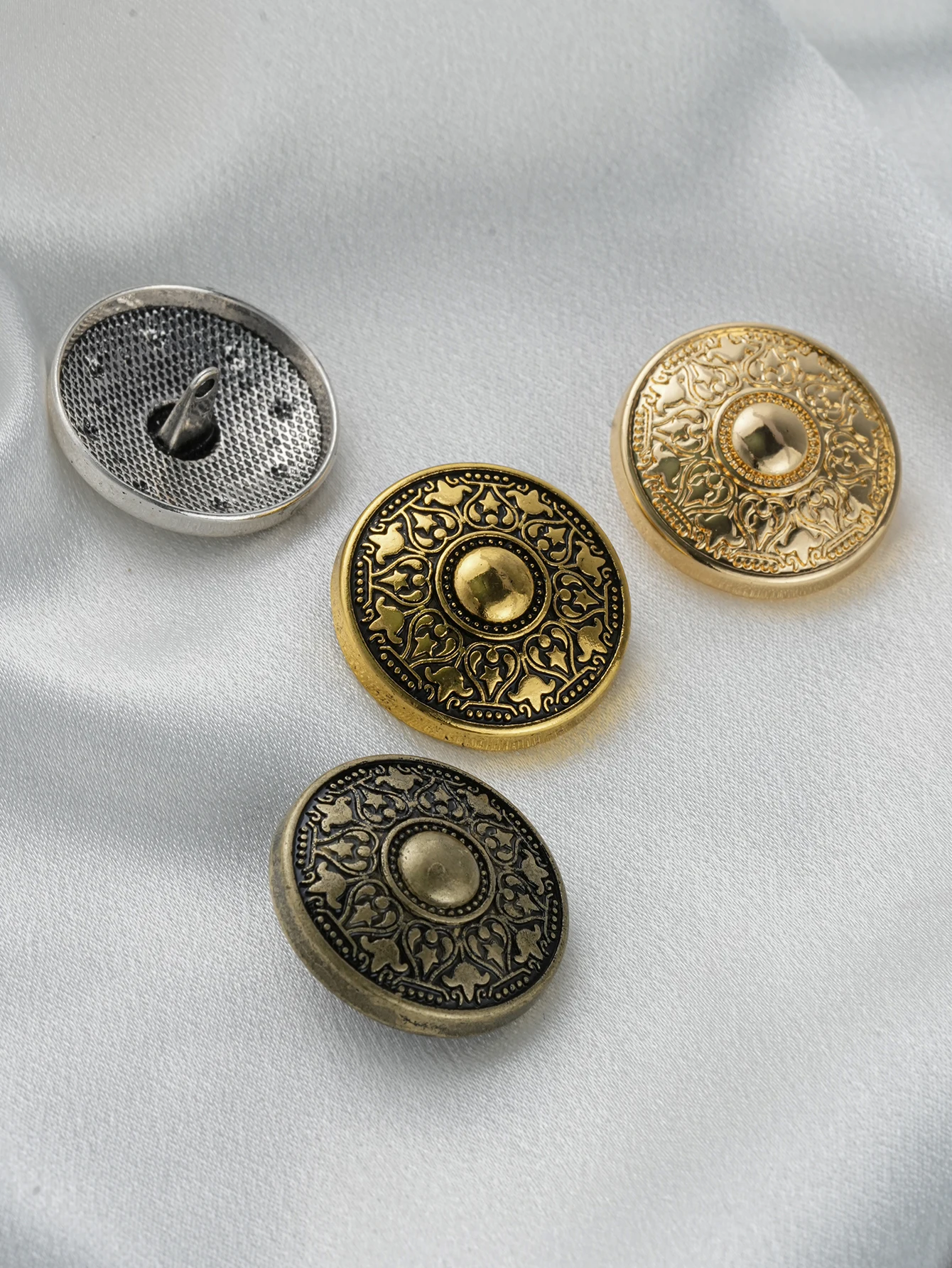 10/20 Stück wunderschöne, runde Metallknöpfe mit Retro-Totem-Muster, DIY-Zubehör für Kleidung, Schmuck und Accessoires – Detail 5