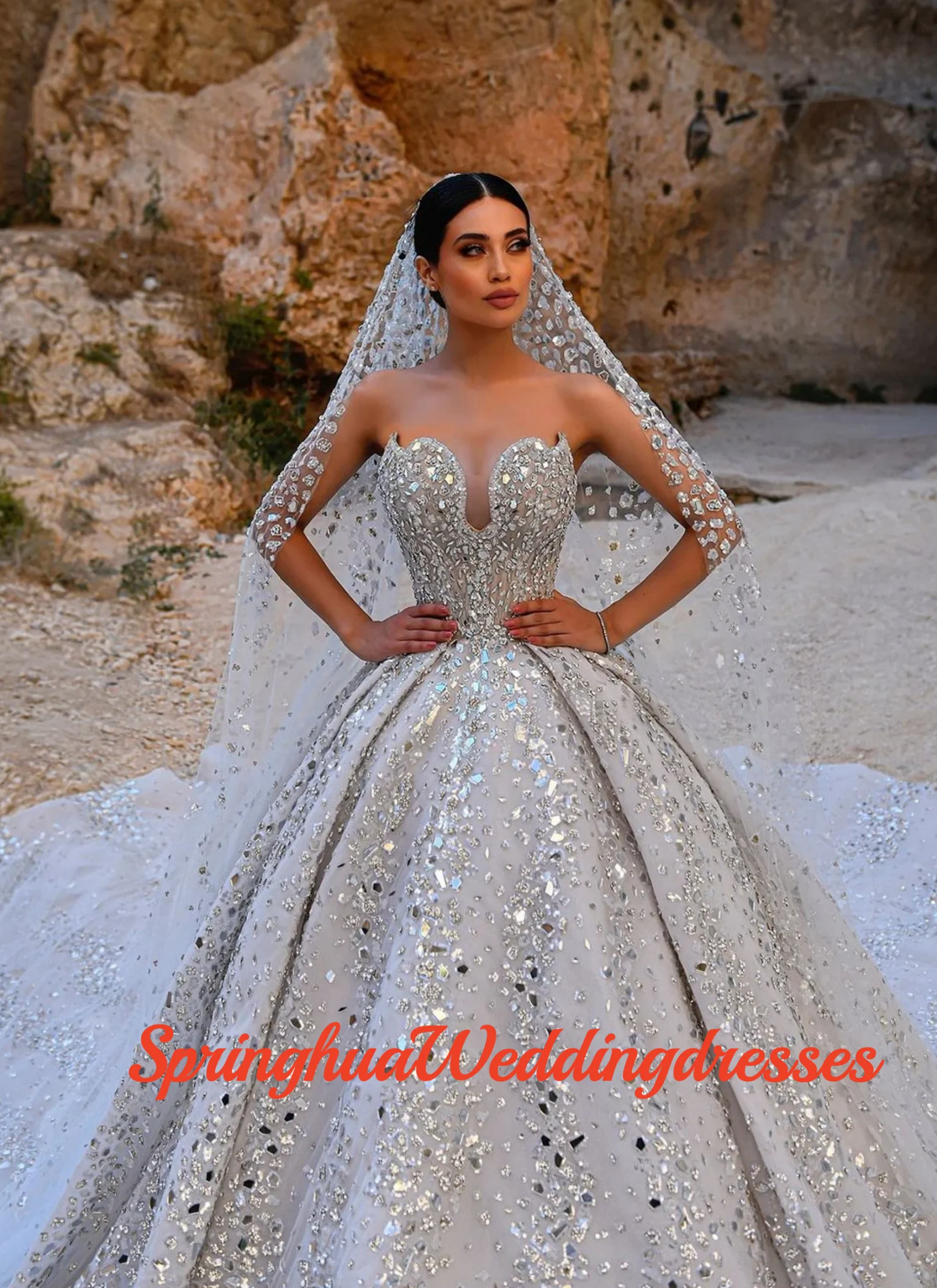 Customzied Gorgeous Ball Gown Wedding Dresses Rhinestones Crystal Strapless Sleeveless Bridal Gowns Prom Dress Vestido de novia