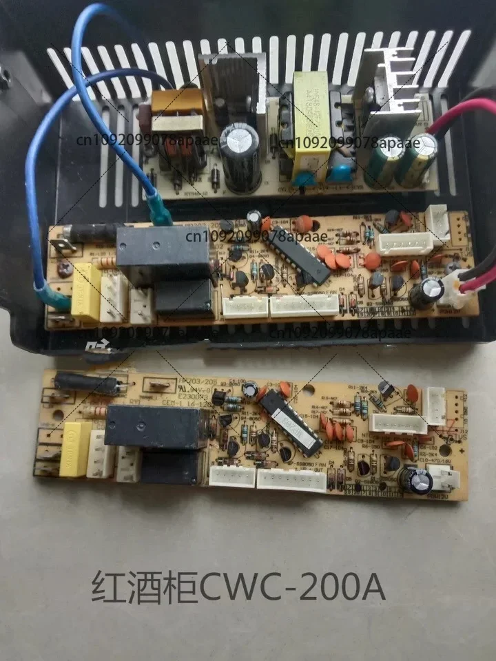 

Сменная плата управления цепью питания для винного шкафа Vinocave CWC-200A MP203-205