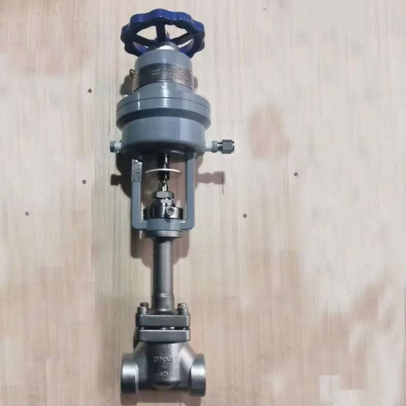 Zawór odcinający pneumatyczny awaryjny, typ zgrzewany, 40 bar, stal nierdzewna 316, do kriogenicznego, spiekanej pod ciśnieniem tlenu.