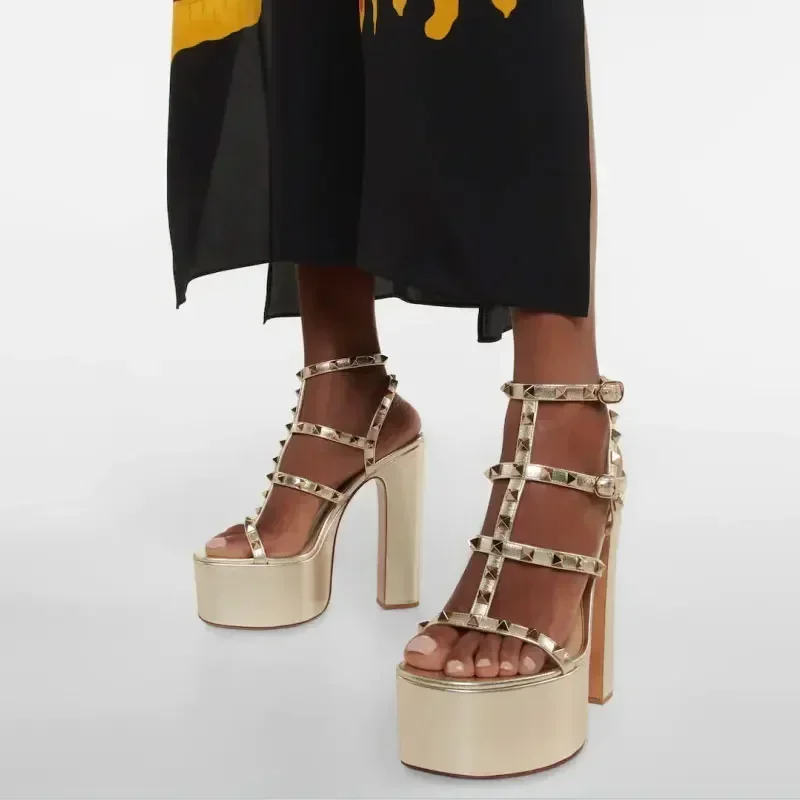2025European and American Women's New Summer Fashion Thick Sole Sandals Thick High Heel Rivet Sexy Banquet Party Women's Shoes