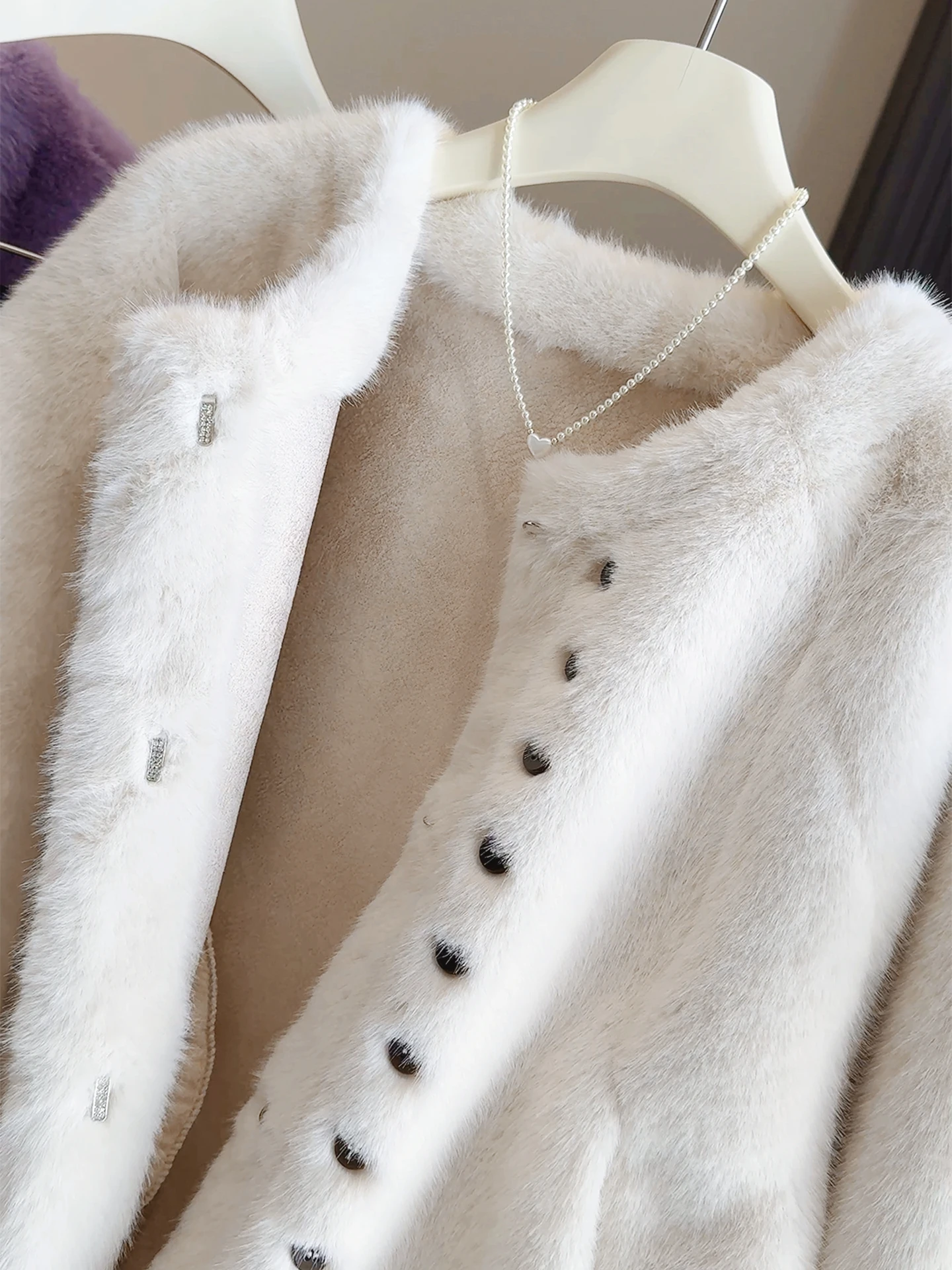 Fashion Short Faux Fur Jacket for Women 2025 New Simple Solid Color Thicken Warm Coat Autumn Winter Elegant Lady Plush Outerwear