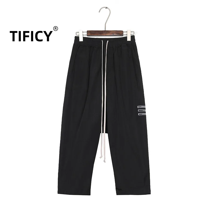 

Dark RO High Street Black Shorts Men's Label Sticker Slogan Straight Leg Hanging Crotch Cropped Casual Pants Men Clothing