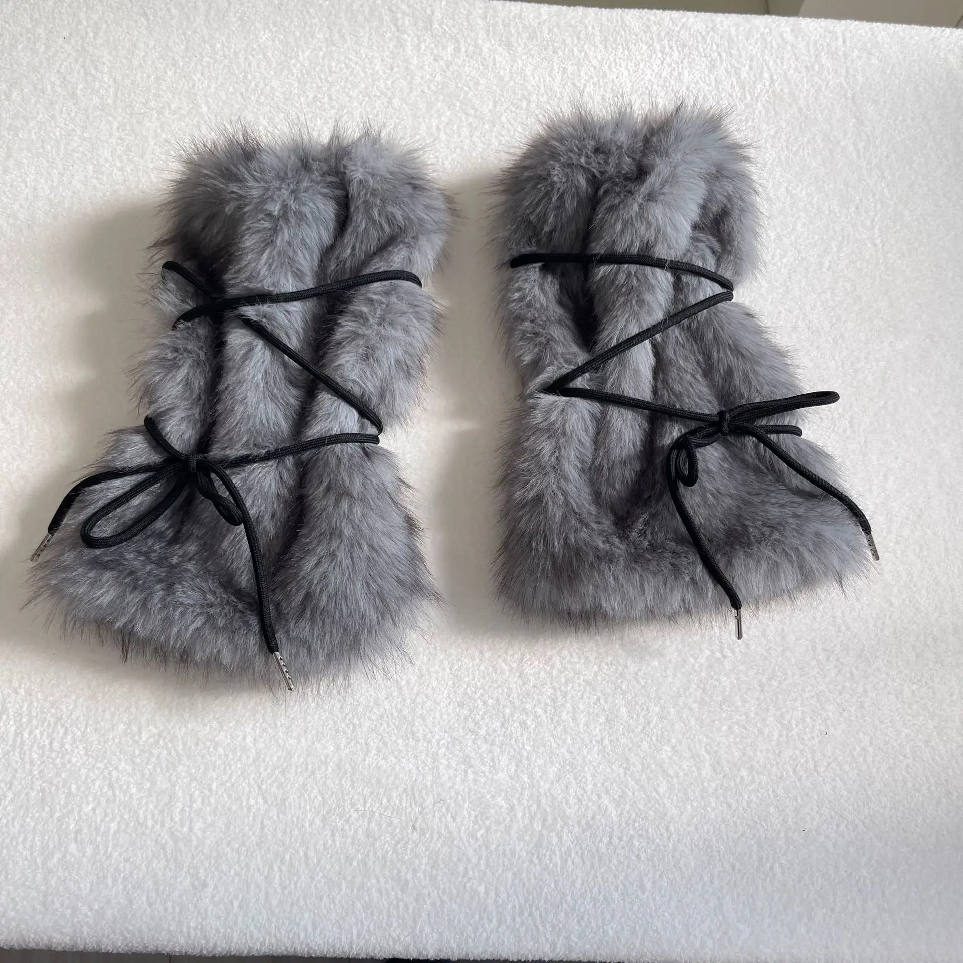 Fluffy Faux Fur Leg Warmers Criss‑cross Bow Lace‑up Gothic Y2K Harajuku Winter Plush Leg Covers Party Daily Cosplay Wear view 3