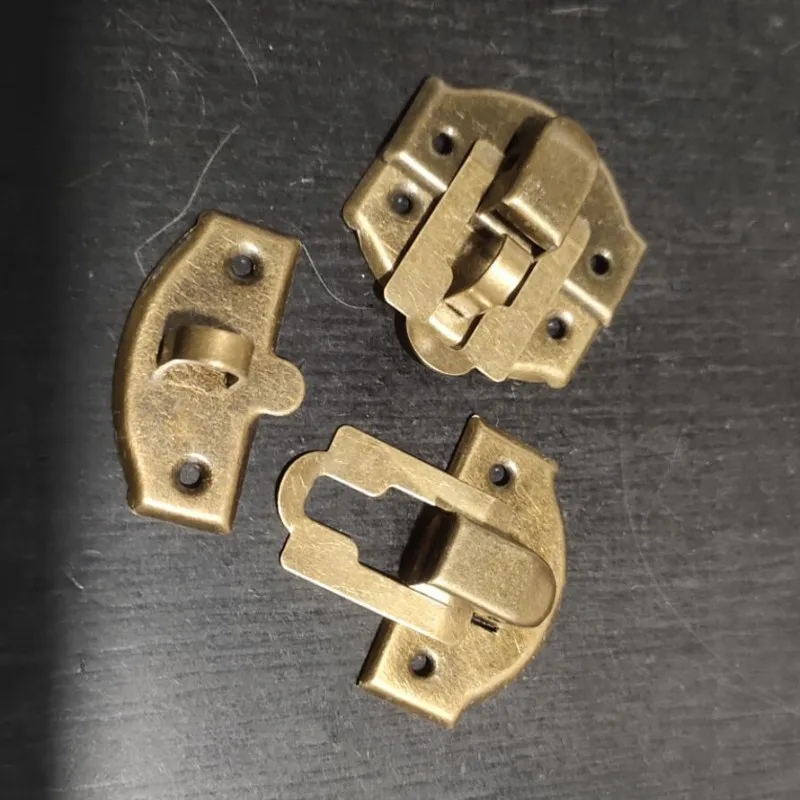 

20pcs Wood Latches Hasp Iron Retro Buckle Latch For Jewelry Gift Box Case Cabinet Door Hook Lock Packing Box Fittings